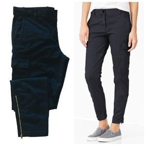 GAP Skinny Mini Cargo Khakis Navy 6 Regular